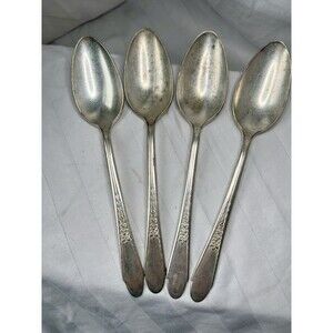 WM Rogers & Son IS Gardenia Flatware-Set of 4 Spoons